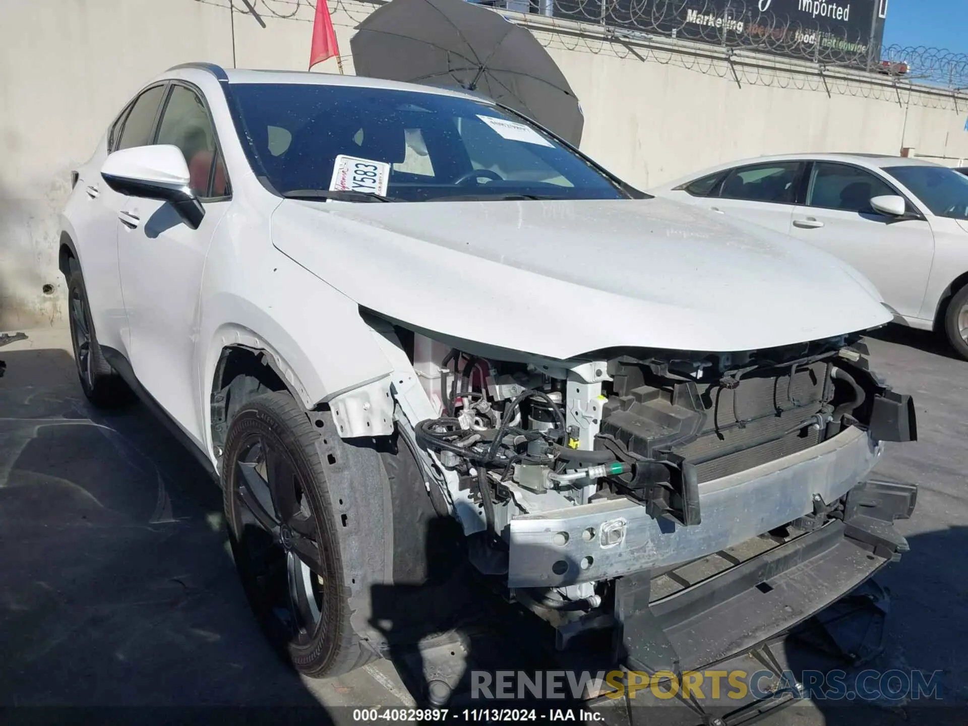 1 Фотография поврежденного автомобиля JTJHKCFZ6N2009153 LEXUS NX 450H+ 2022
