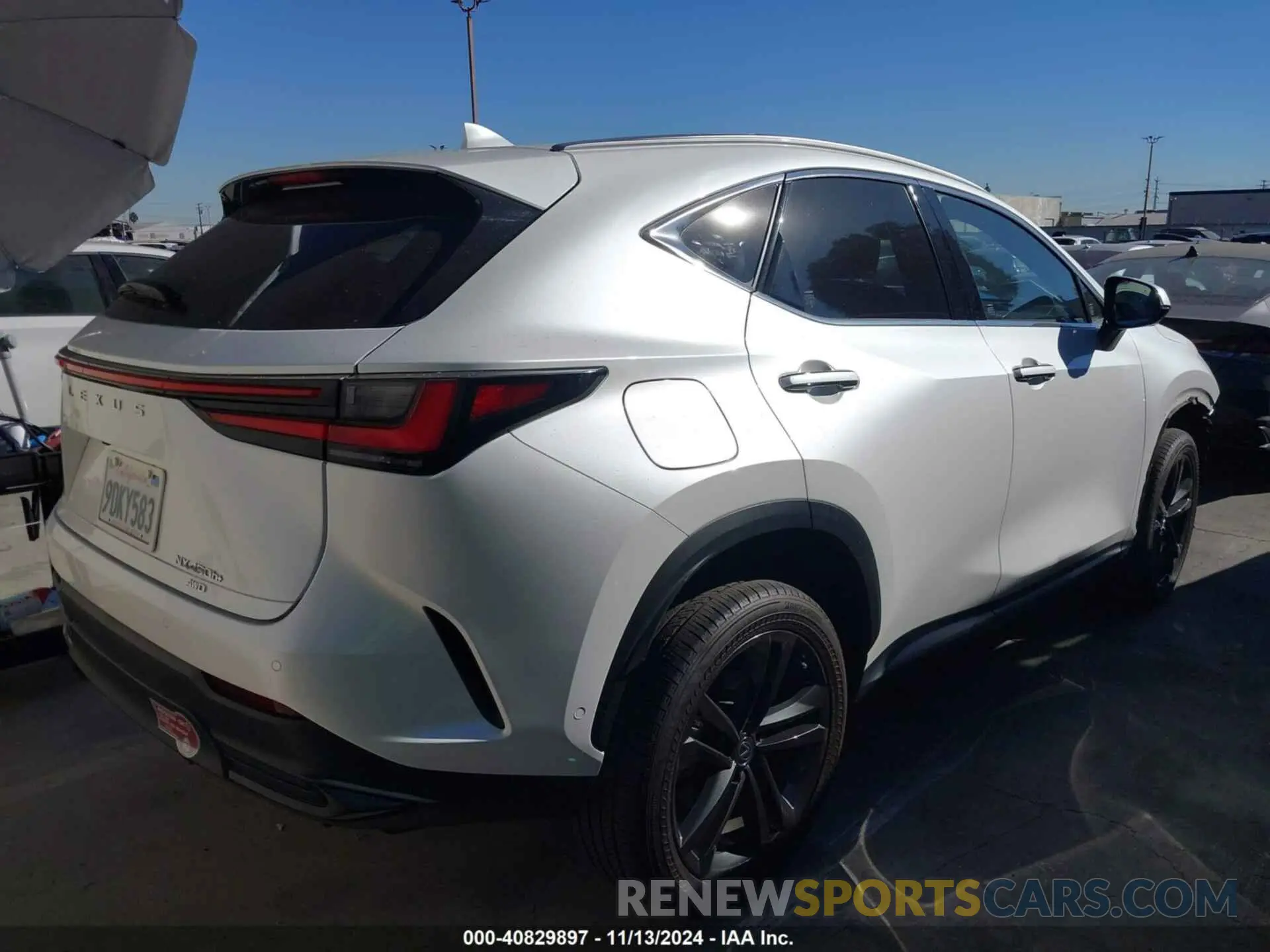 4 Фотография поврежденного автомобиля JTJHKCFZ6N2009153 LEXUS NX 450H+ 2022