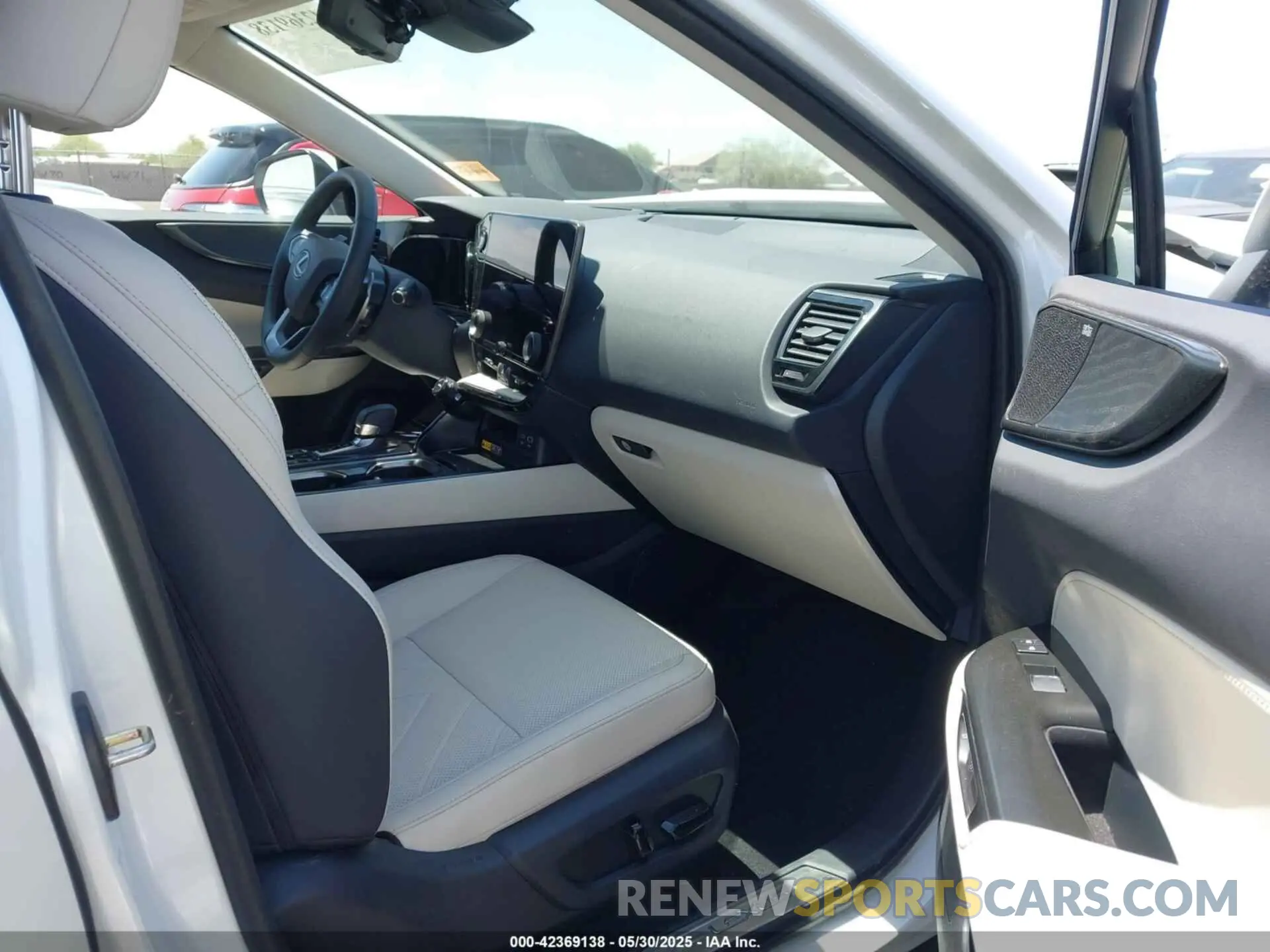 5 Photograph of a damaged car JTJHKCFZ0S2057811 LEXUS NX 450H+ 2025