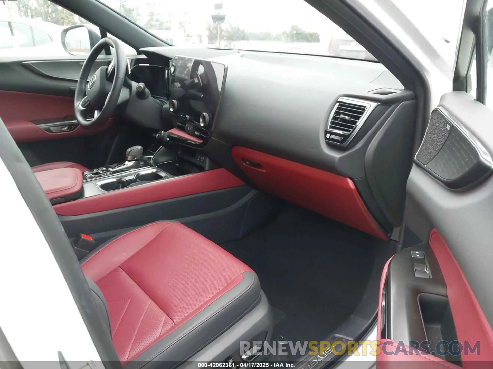 5 Photograph of a damaged car JTJHKCFZ1S2043125 LEXUS NX 450H+ 2025