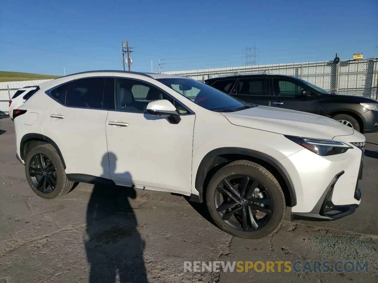 4 Photograph of a damaged car JTJHKCFZXR2019982 LEXUS NX 450H LU 2024