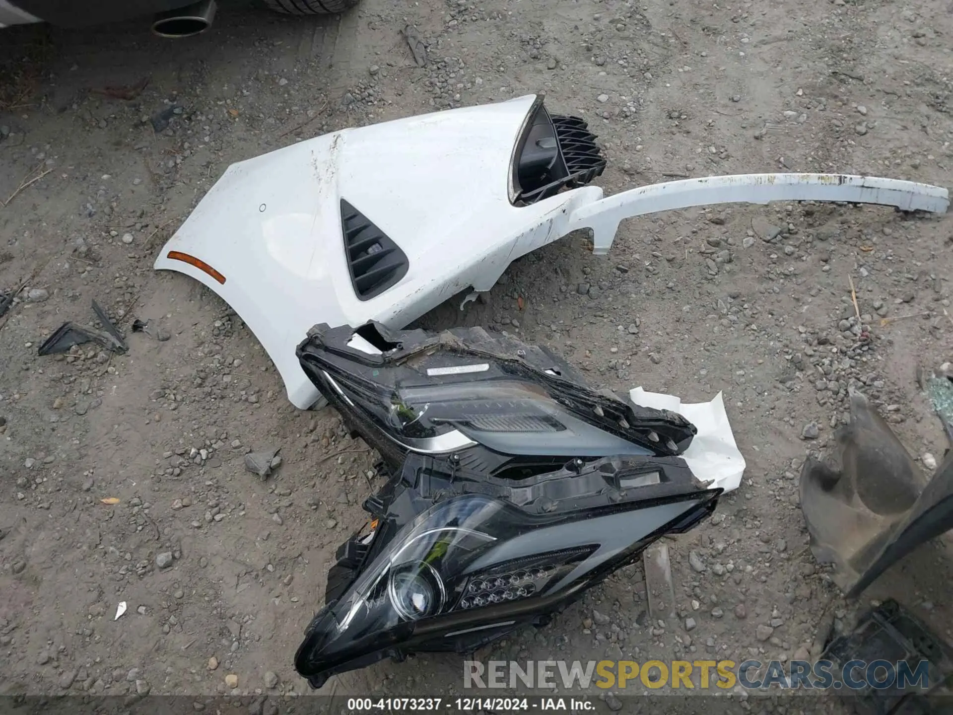 12 Фотография поврежденного автомобиля JTHHA5BC6K5009813 LEXUS RC 300 2019