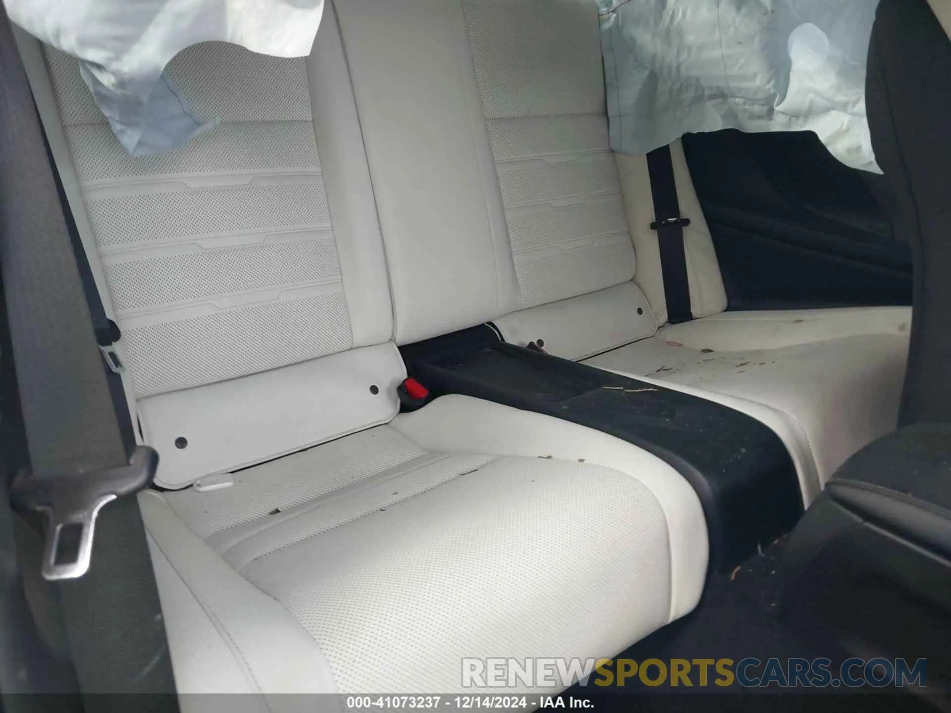 8 Фотография поврежденного автомобиля JTHHA5BC6K5009813 LEXUS RC 300 2019