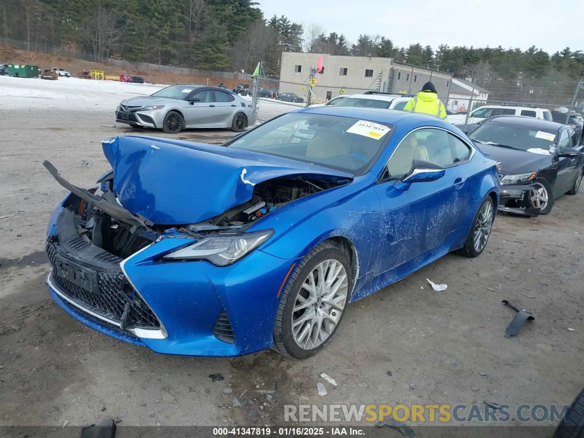 2 Фотография поврежденного автомобиля JTHS85BC6K5004581 LEXUS RC 300 2019