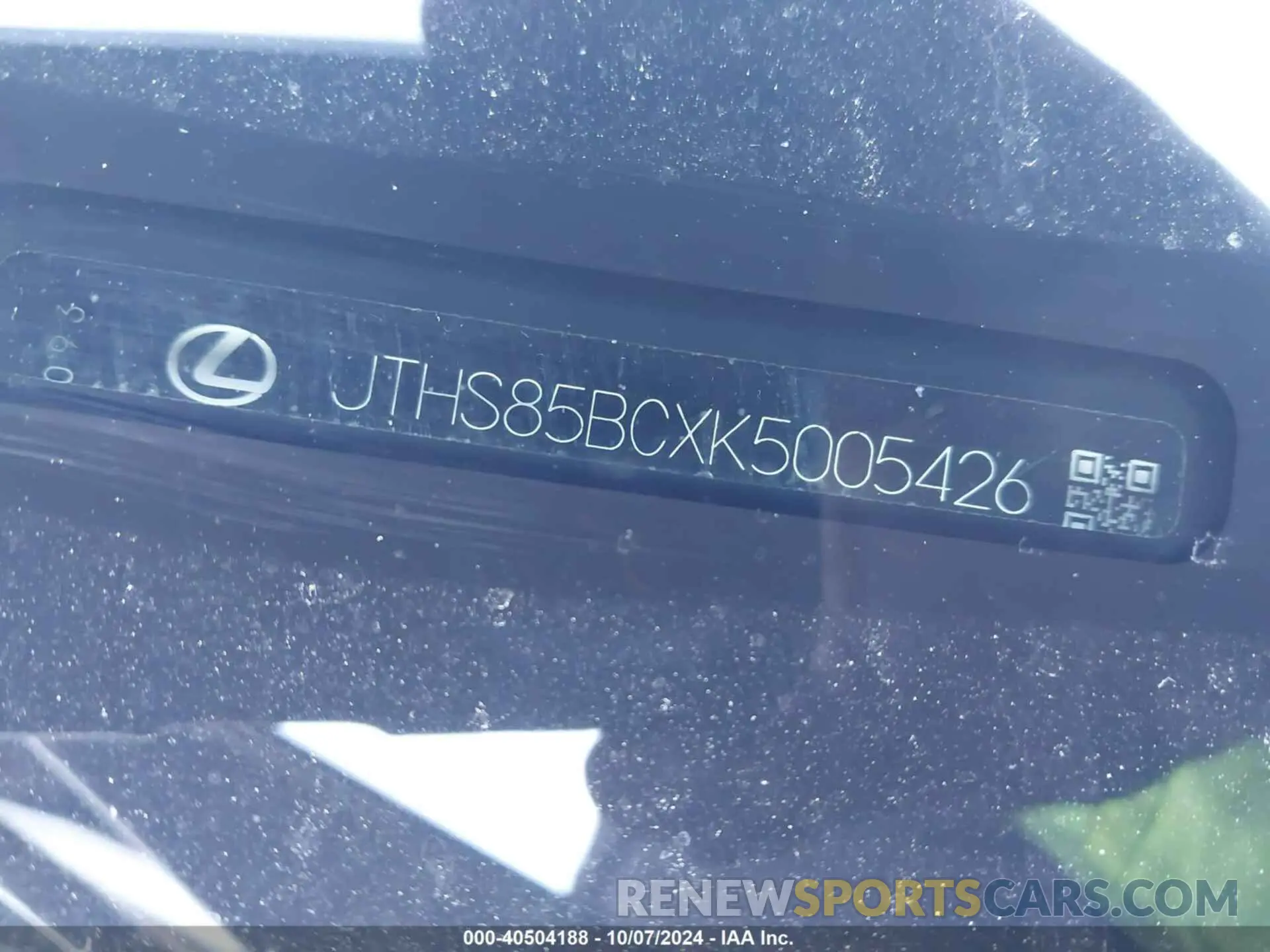 17 Photograph of a damaged car JTHS85BCXK5005426 LEXUS RC 300 2019