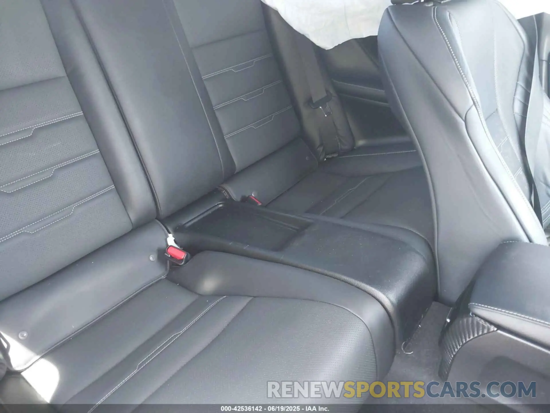 8 Photograph of a damaged car JTHGA5BC8M5011173 LEXUS RC 300 2021
