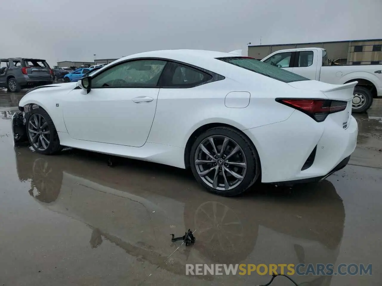 2 Фотография поврежденного автомобиля JTHGA5BC0L5010484 LEXUS RC 300 F S 2020
