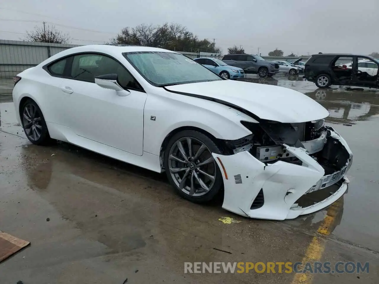 4 Фотография поврежденного автомобиля JTHGA5BC0L5010484 LEXUS RC 300 F S 2020