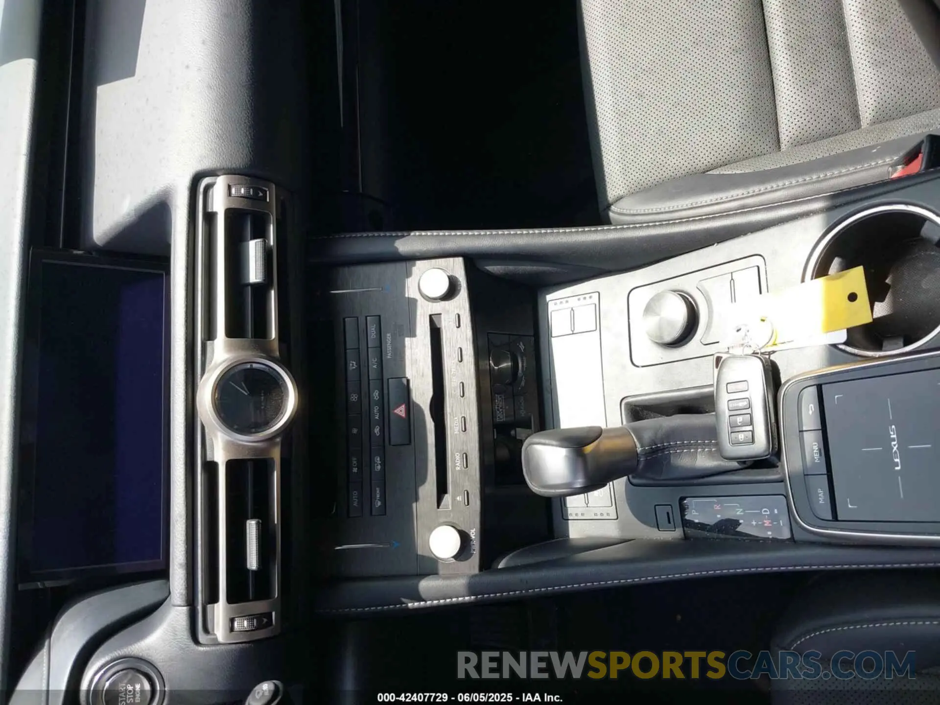11 Photograph of a damaged car JTHHZ5BC2K5020722 LEXUS RC 350 2019