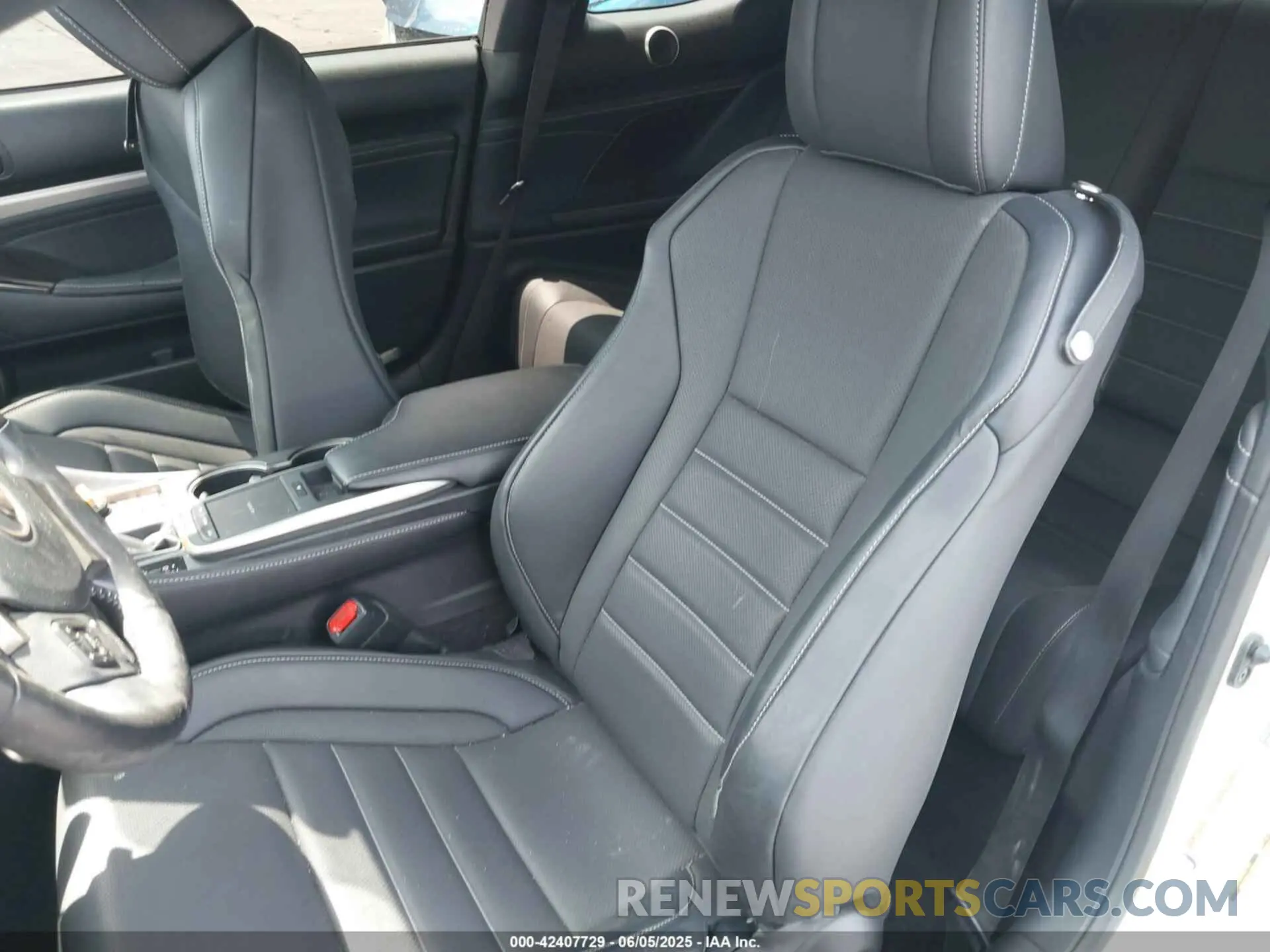 22 Photograph of a damaged car JTHHZ5BC2K5020722 LEXUS RC 350 2019