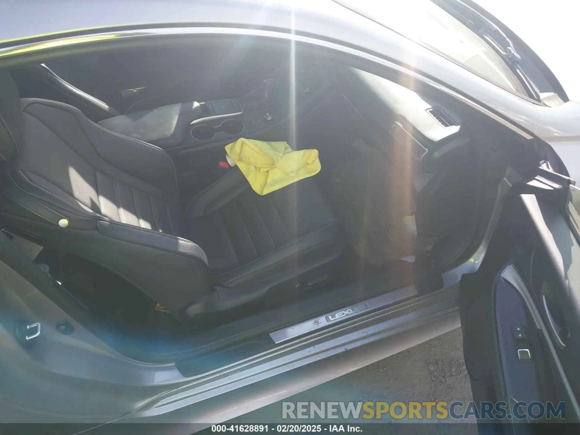 5 Photograph of a damaged car JTHHZ5BC8K5020322 LEXUS RC 350 2019