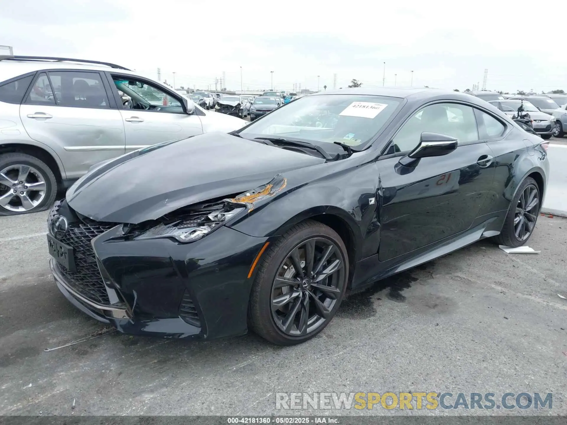 2 Фотография поврежденного автомобиля JTHGZ5BC4P5027402 LEXUS RC 350 2023