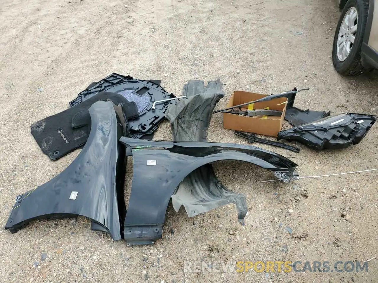 12 Фотография поврежденного автомобиля JTHGA5BC4N5012158 LEXUS RC300 2022