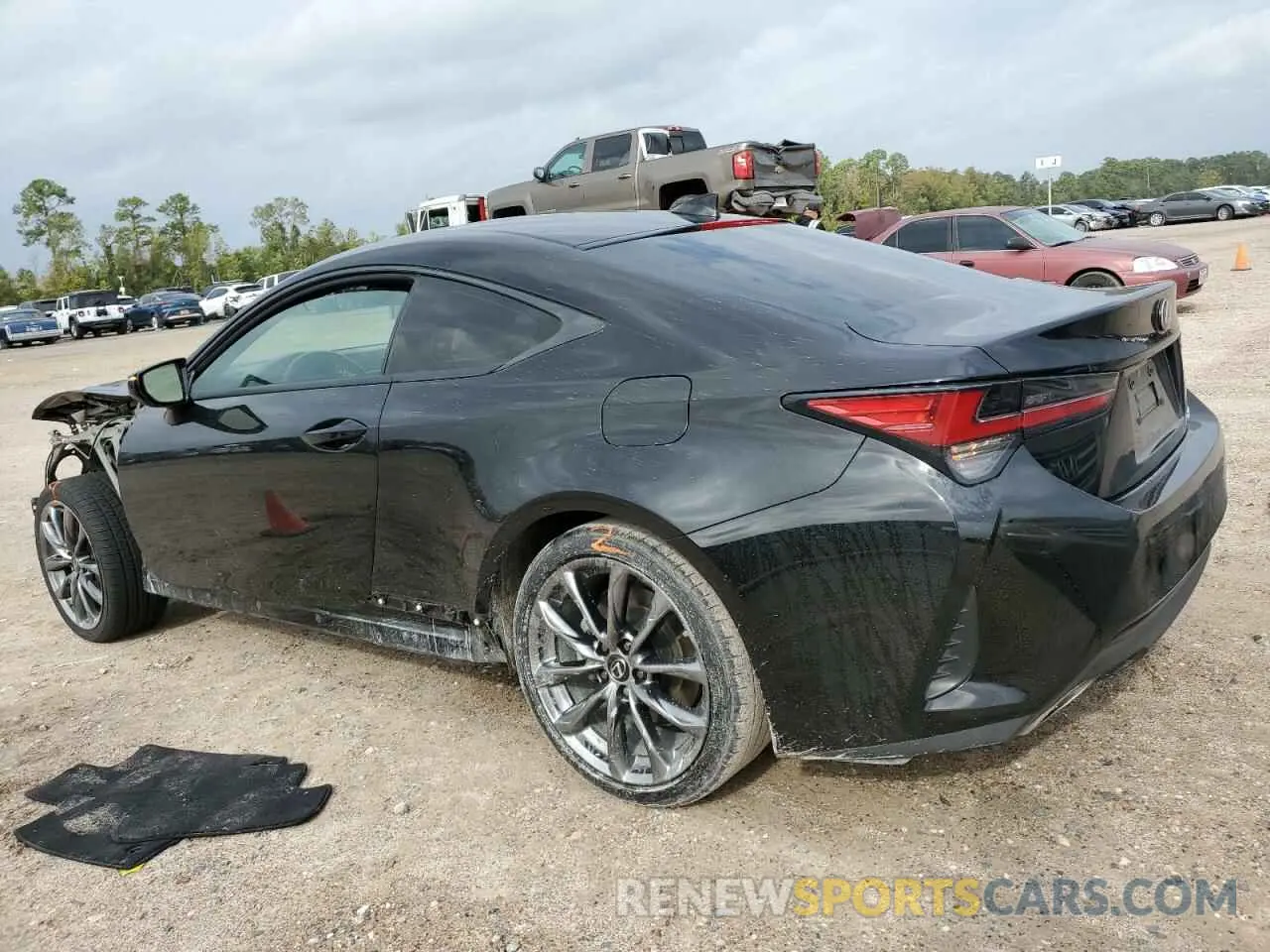 2 Фотография поврежденного автомобиля JTHGA5BC4N5012158 LEXUS RC300 2022