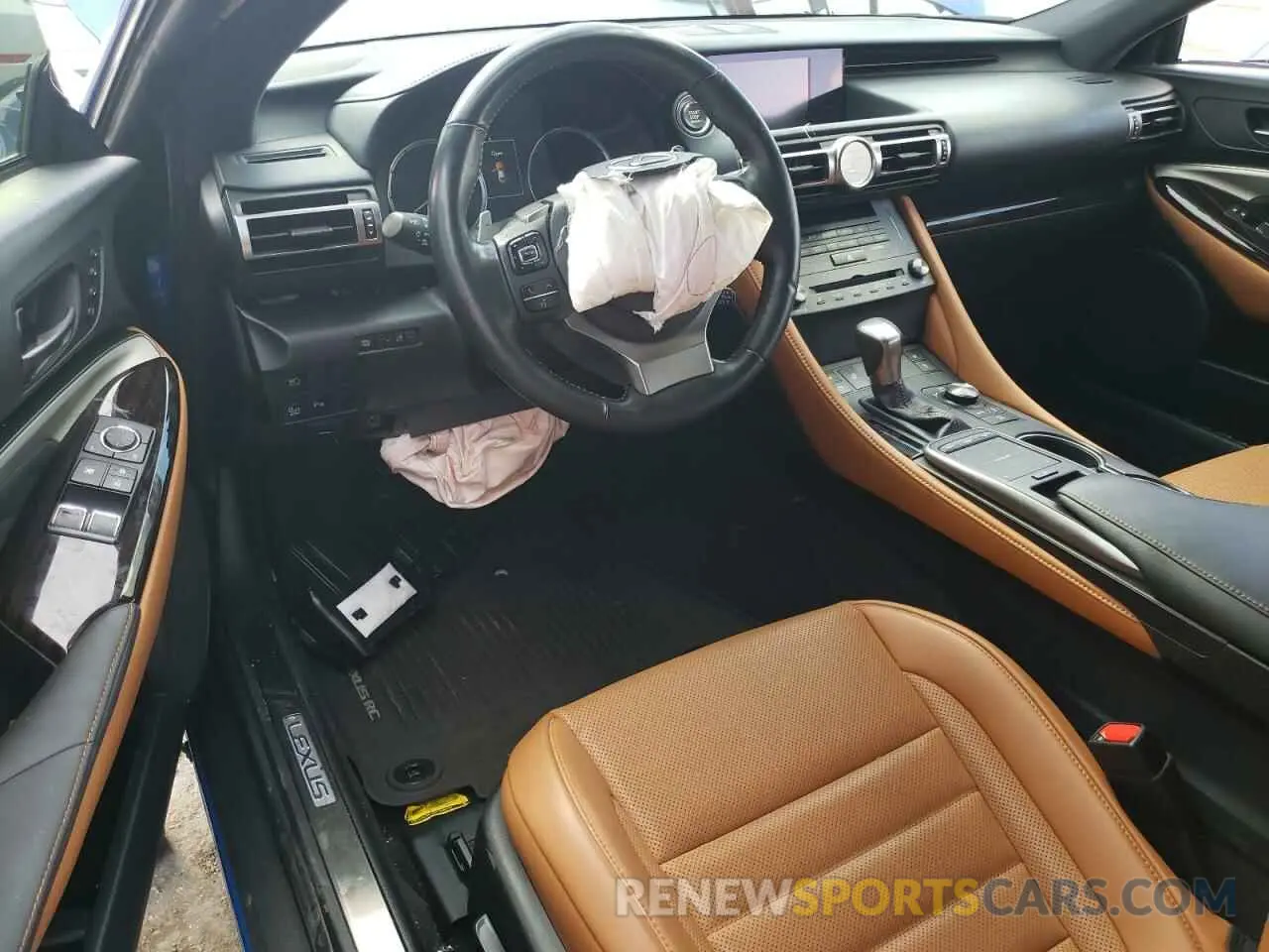 8 Photograph of a damaged car JTHDZ5BC2N5025759 LEXUS RC350 2022