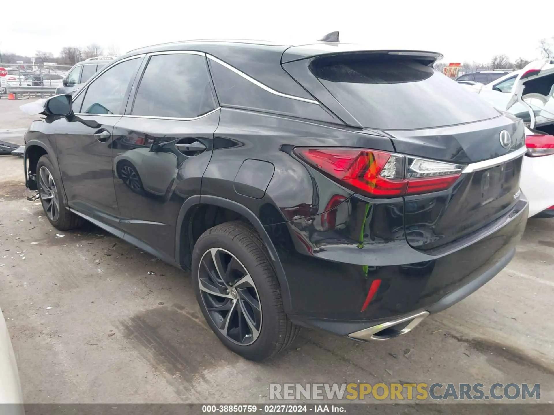 3 Фотография поврежденного автомобиля 2T2ZZMCA5HC051659 LEXUS RX 2017