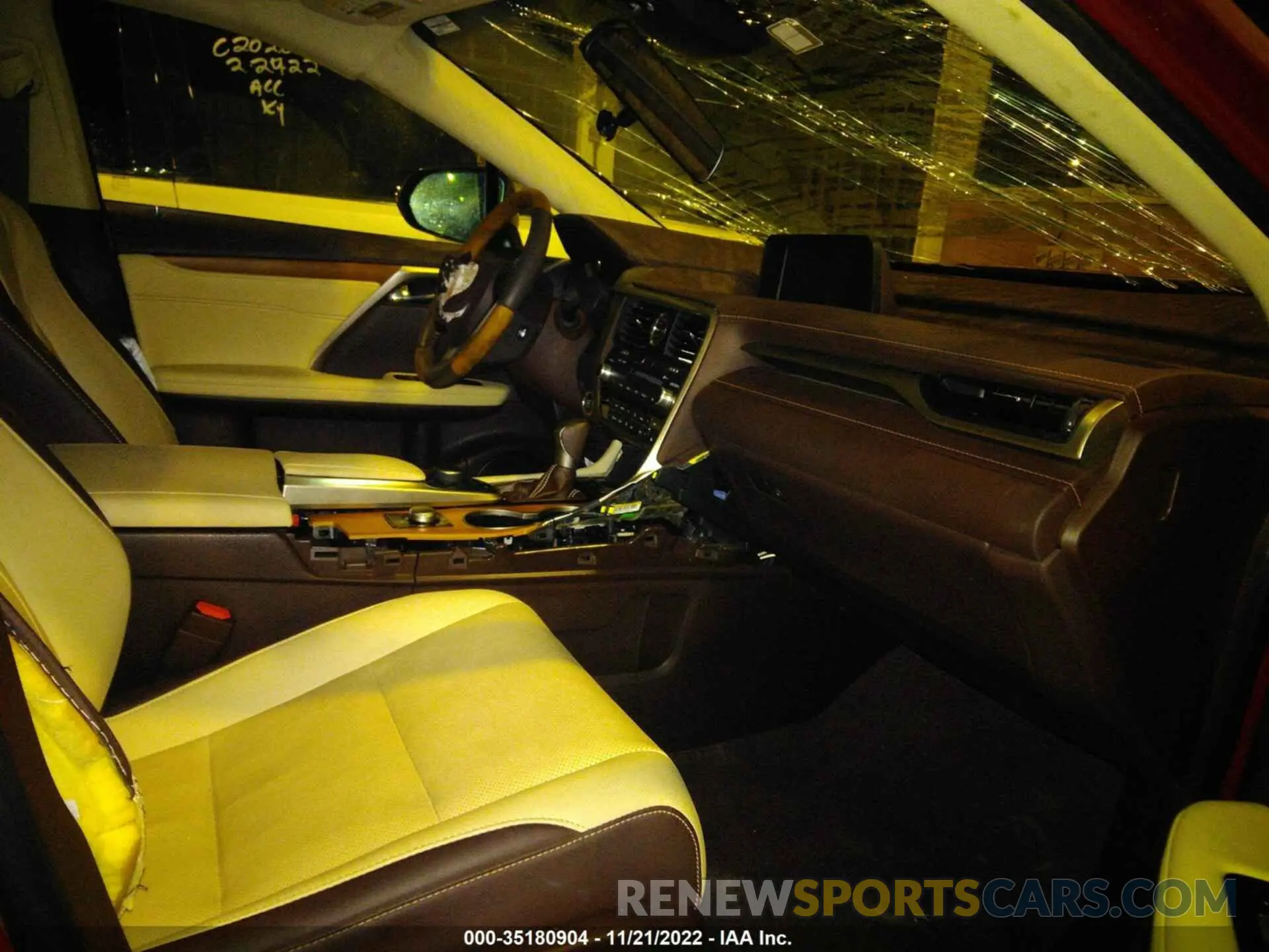 5 Photograph of a damaged car 002ZZMCA7KC140396 LEXUS RX 2019