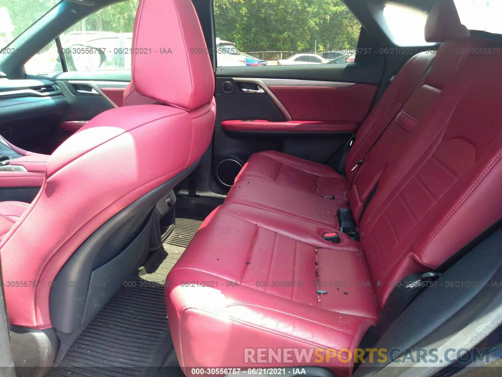8 Photograph of a damaged car 2T2BGMCAXKC035682 LEXUS RX 2019