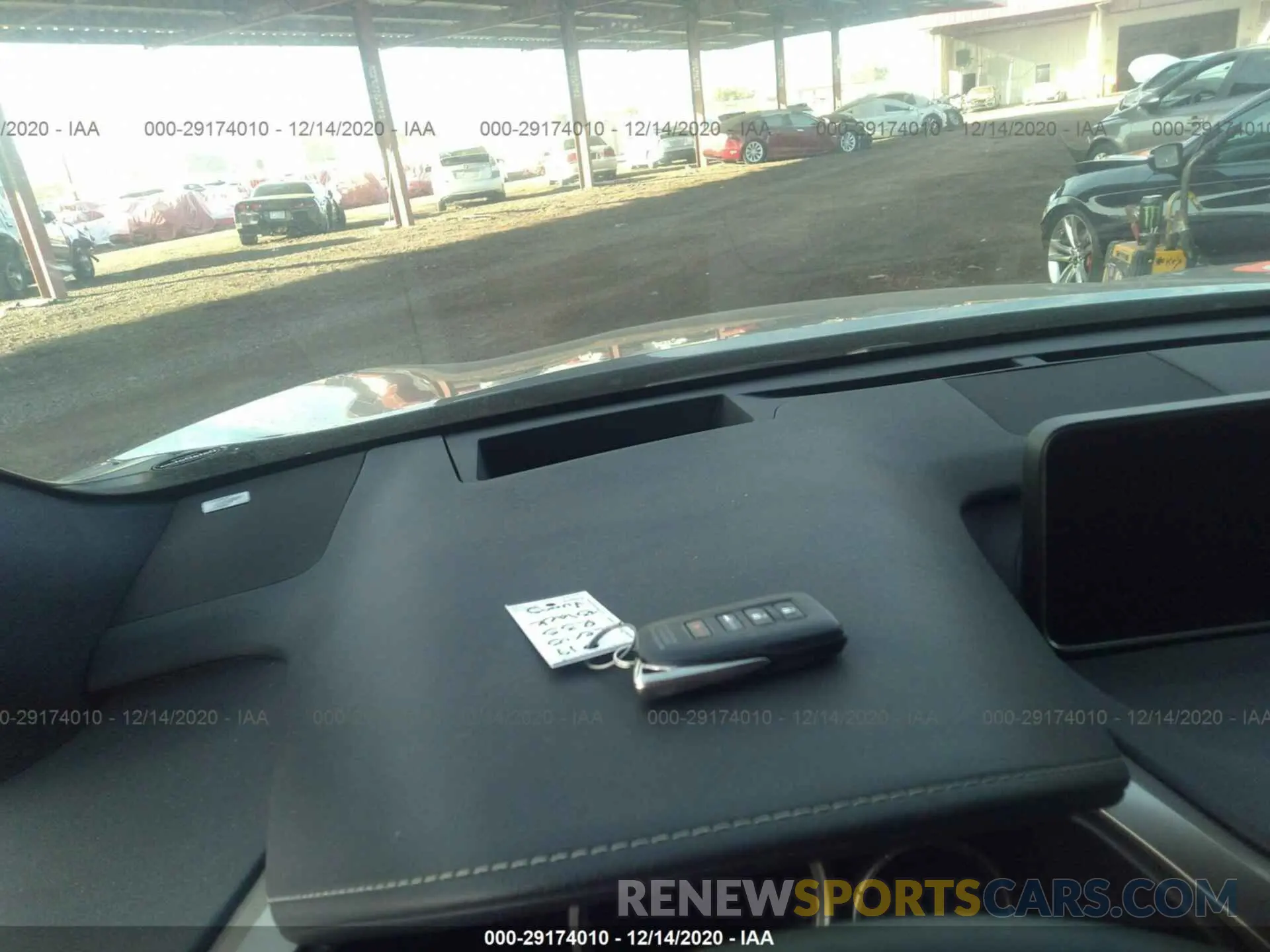 11 Photograph of a damaged car 2T2BZMCAXKC178545 LEXUS RX 2019