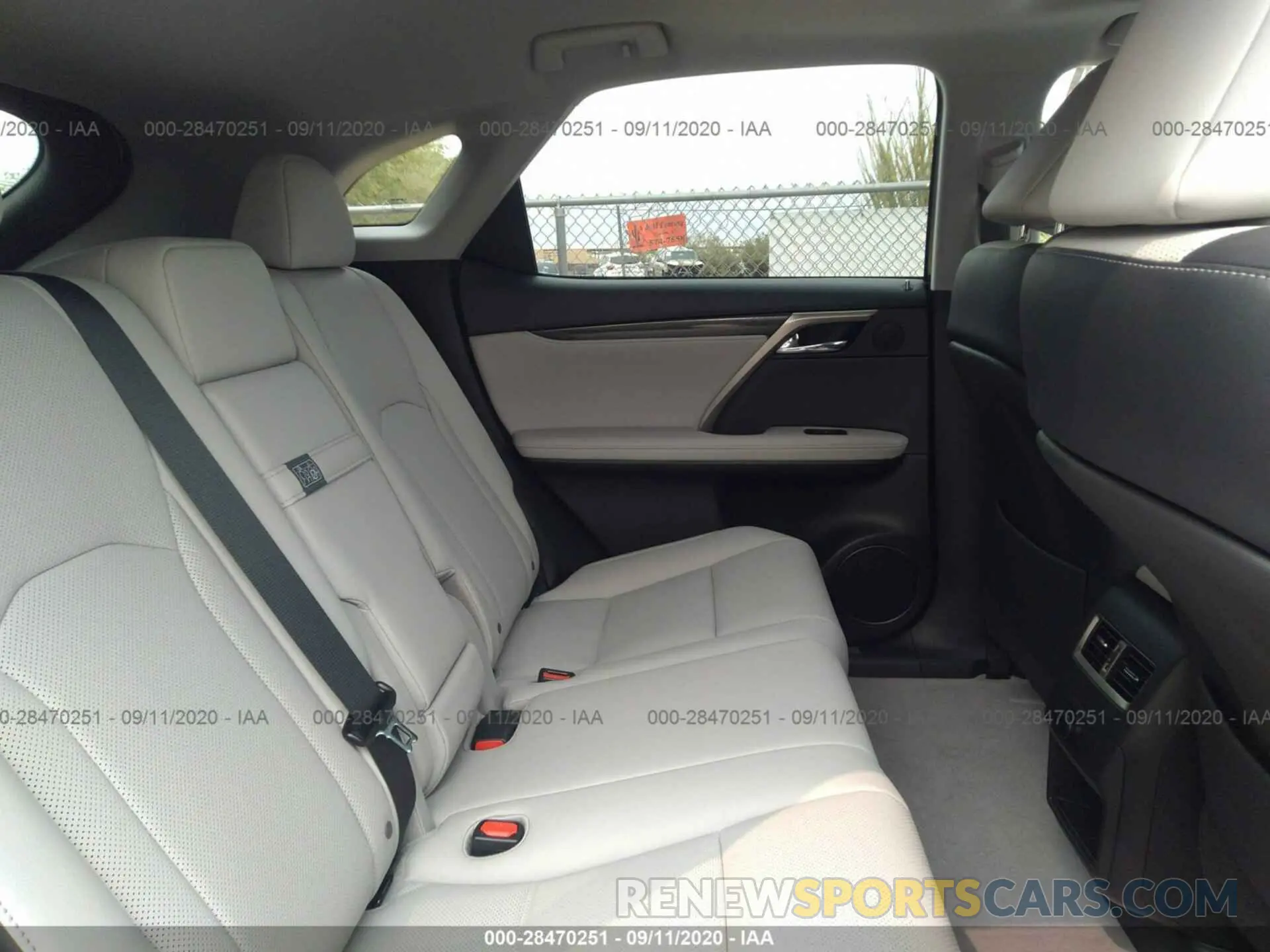 8 Photograph of a damaged car 2T2ZZMCA4KC149010 LEXUS RX 2019