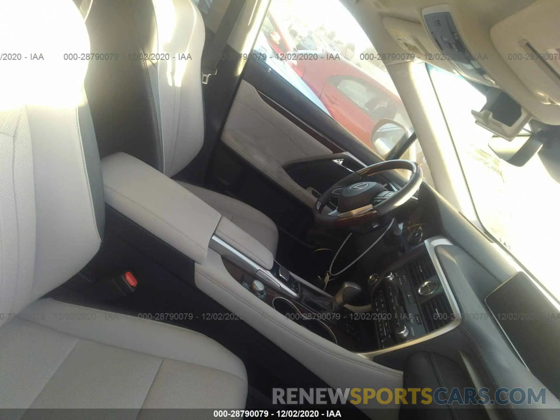 5 Photograph of a damaged car 2T2ZZMCA6KC139840 LEXUS RX 2019