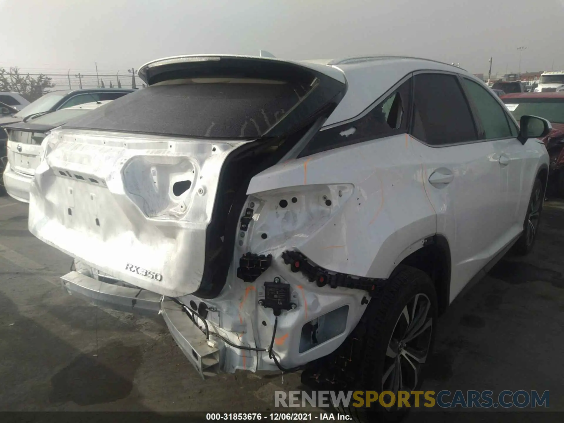 4 Photograph of a damaged car 2T2HZMAA4LC181892 LEXUS RX 2020