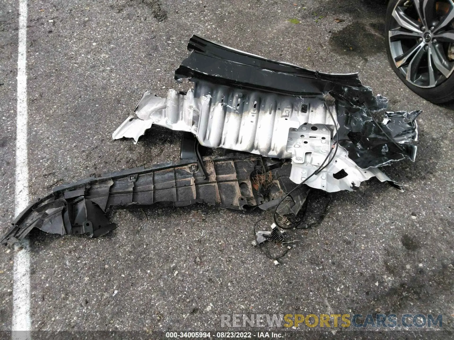 11 Photograph of a damaged car 2T2HZMAAXLC154390 LEXUS RX 2020