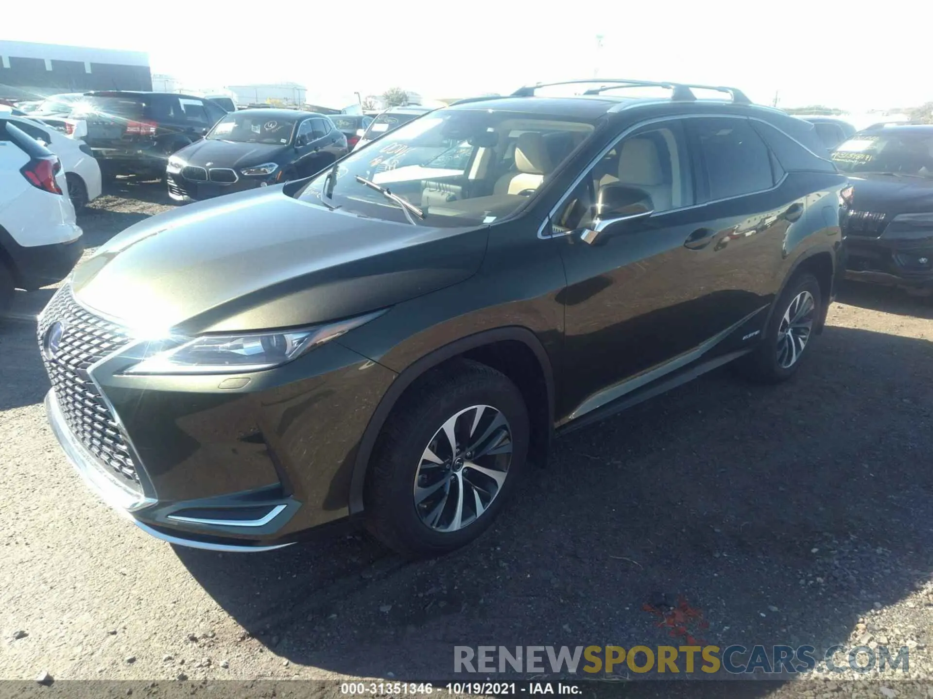 2 Фотография поврежденного автомобиля JTJHGKFA1L2015431 LEXUS RX 2020