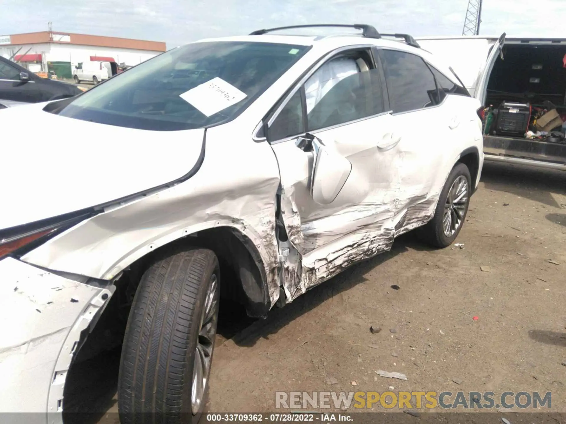 6 Photograph of a damaged car JTJHZMDA5M2054081 LEXUS RX 2021