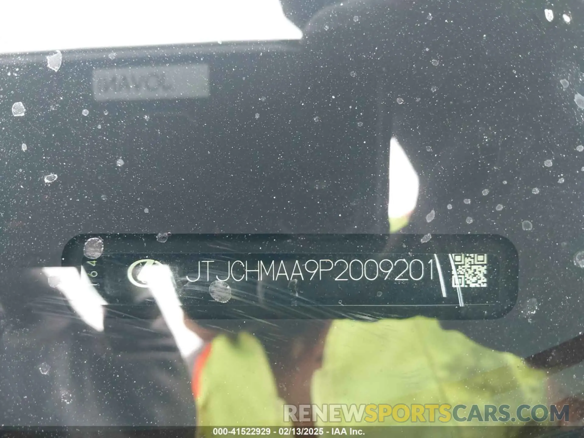 9 Фотография поврежденного автомобиля JTJCHMAA9P2009201 LEXUS RX 2023