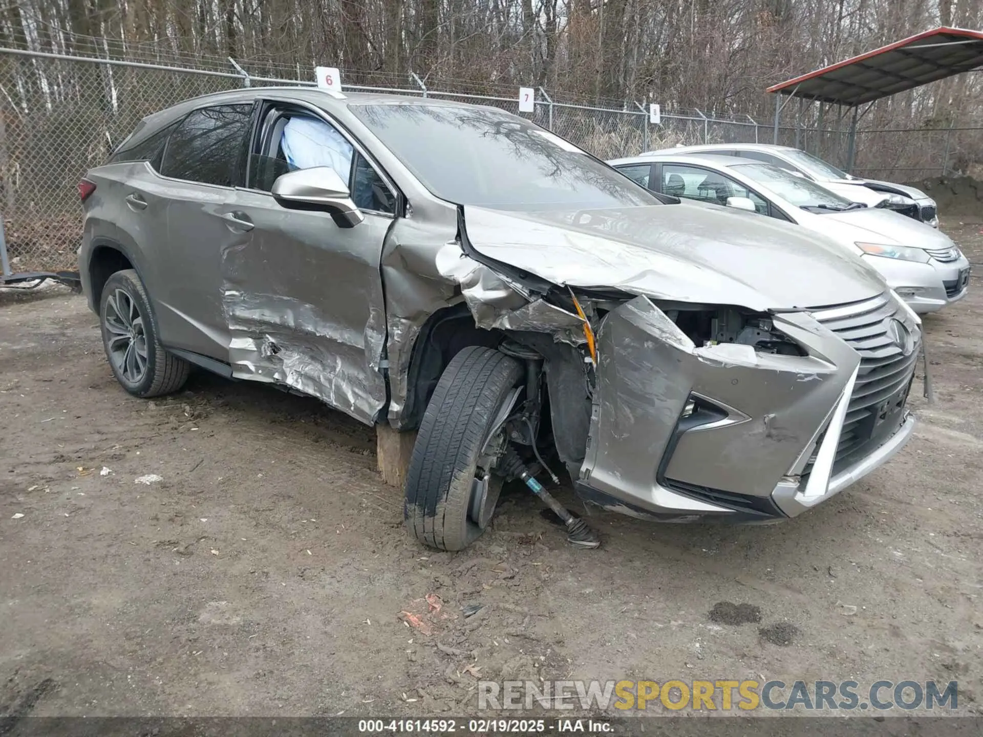 1 Фотография поврежденного автомобиля 2T2BZMCA0KC184967 LEXUS RX 350 2019