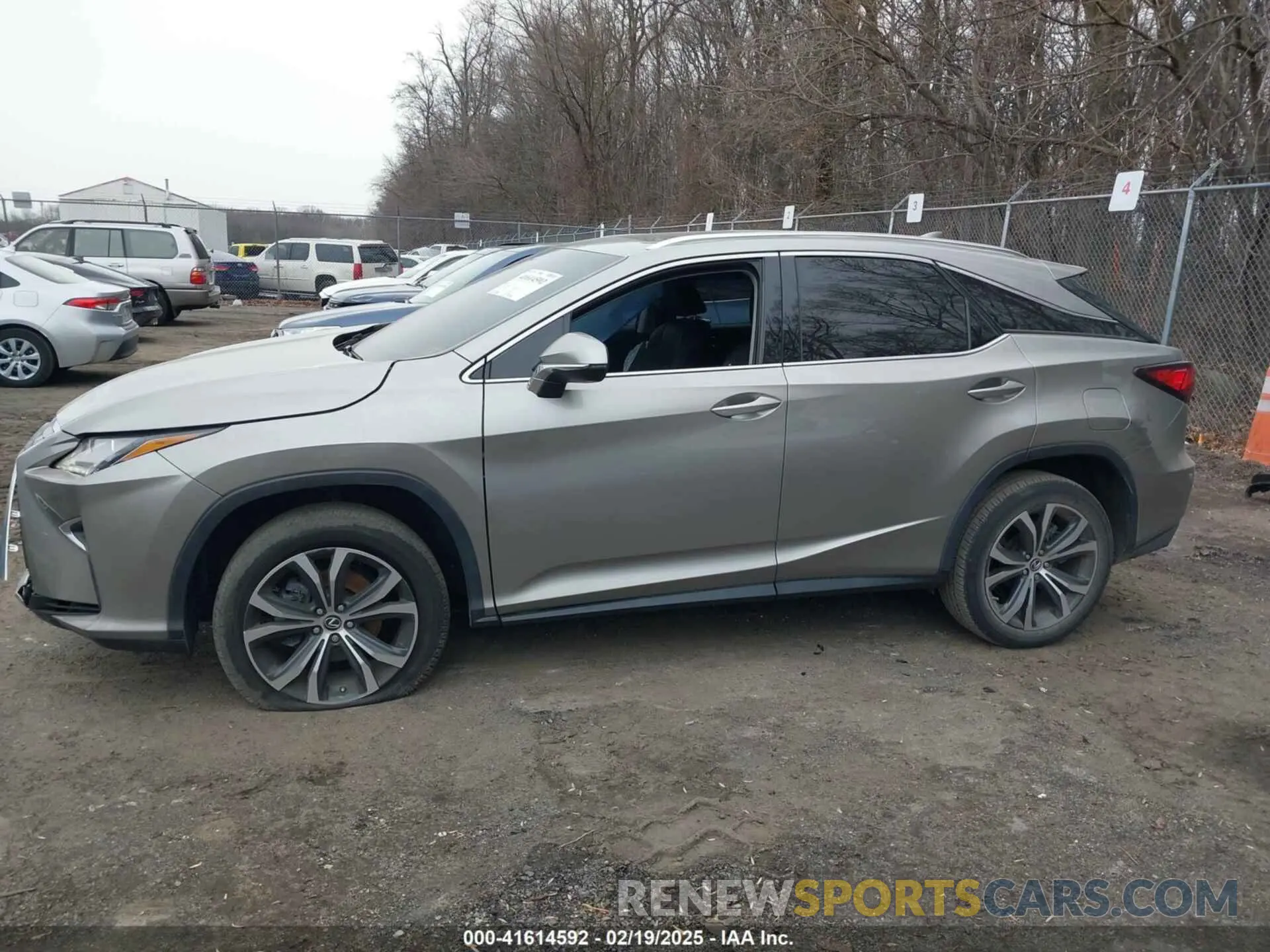 14 Фотография поврежденного автомобиля 2T2BZMCA0KC184967 LEXUS RX 350 2019