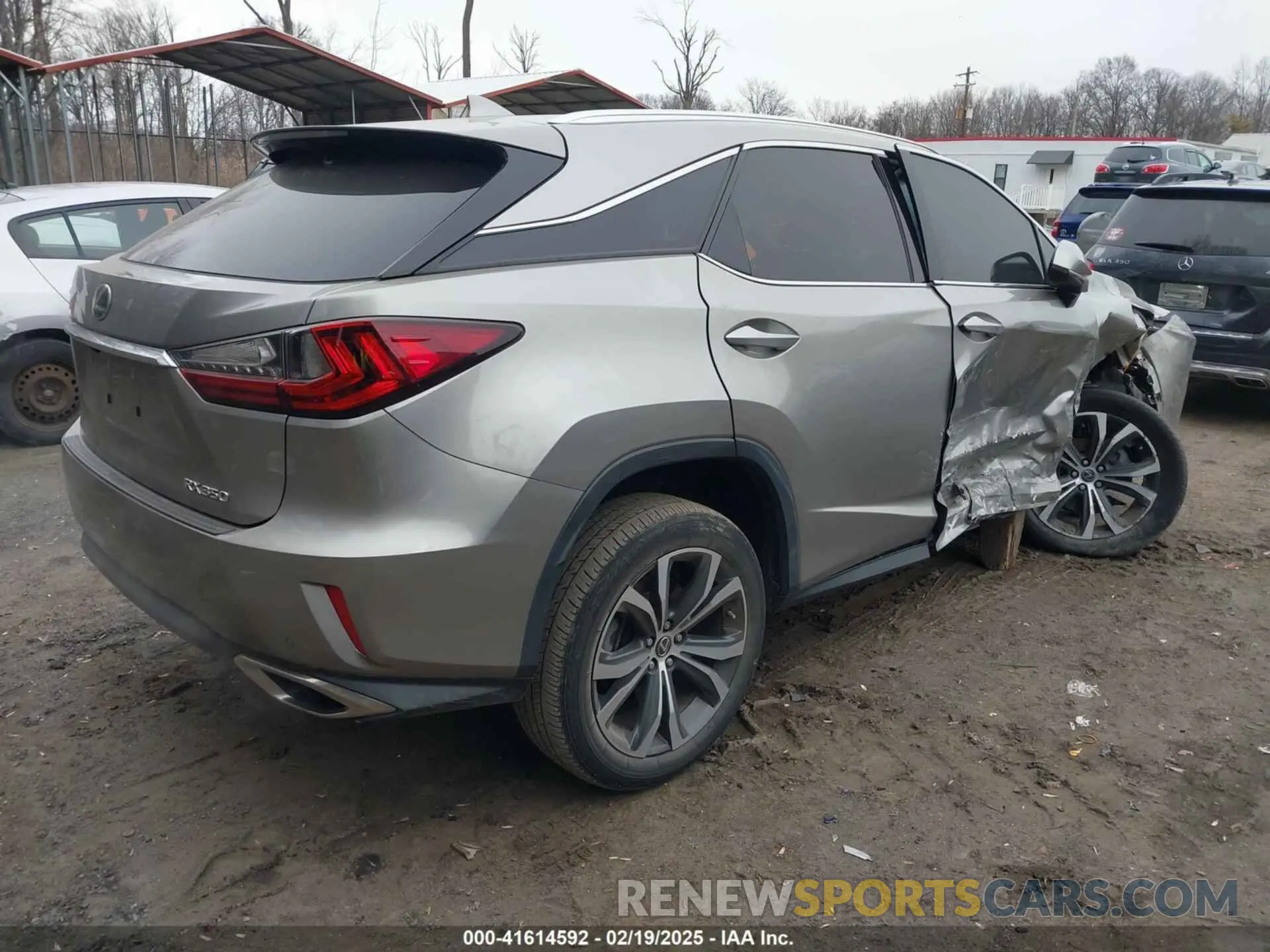 4 Фотография поврежденного автомобиля 2T2BZMCA0KC184967 LEXUS RX 350 2019