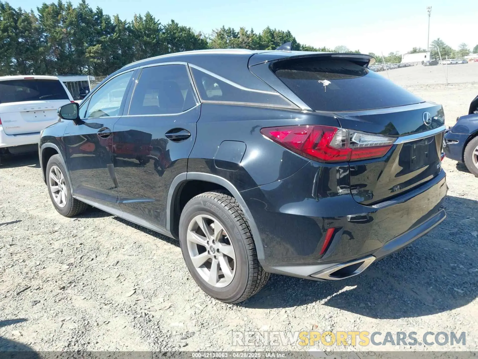 3 Фотография поврежденного автомобиля 2T2BZMCA0KC187304 LEXUS RX 350 2019
