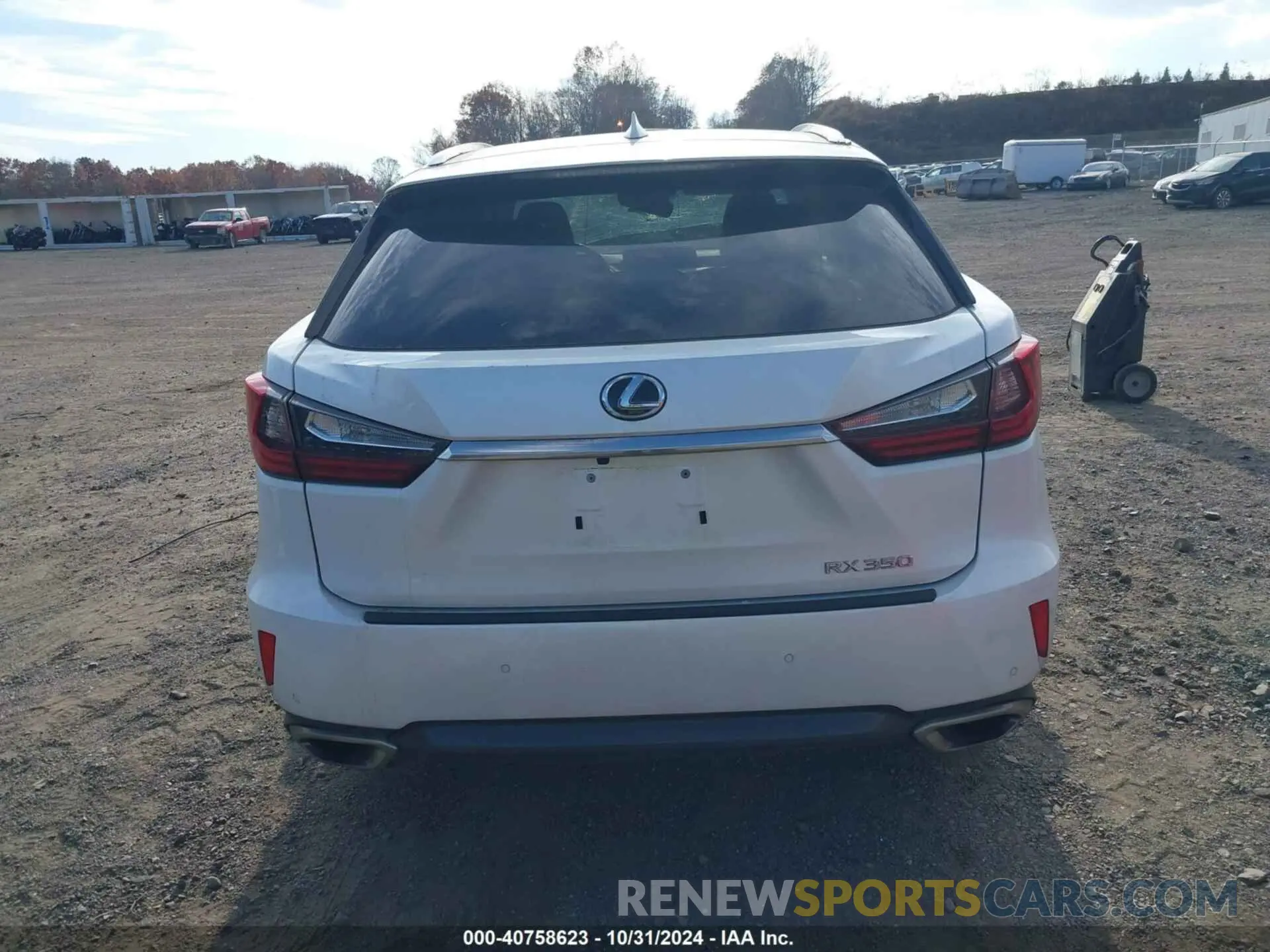 16 Фотография поврежденного автомобиля 2T2BZMCA1KC202411 LEXUS RX 350 2019