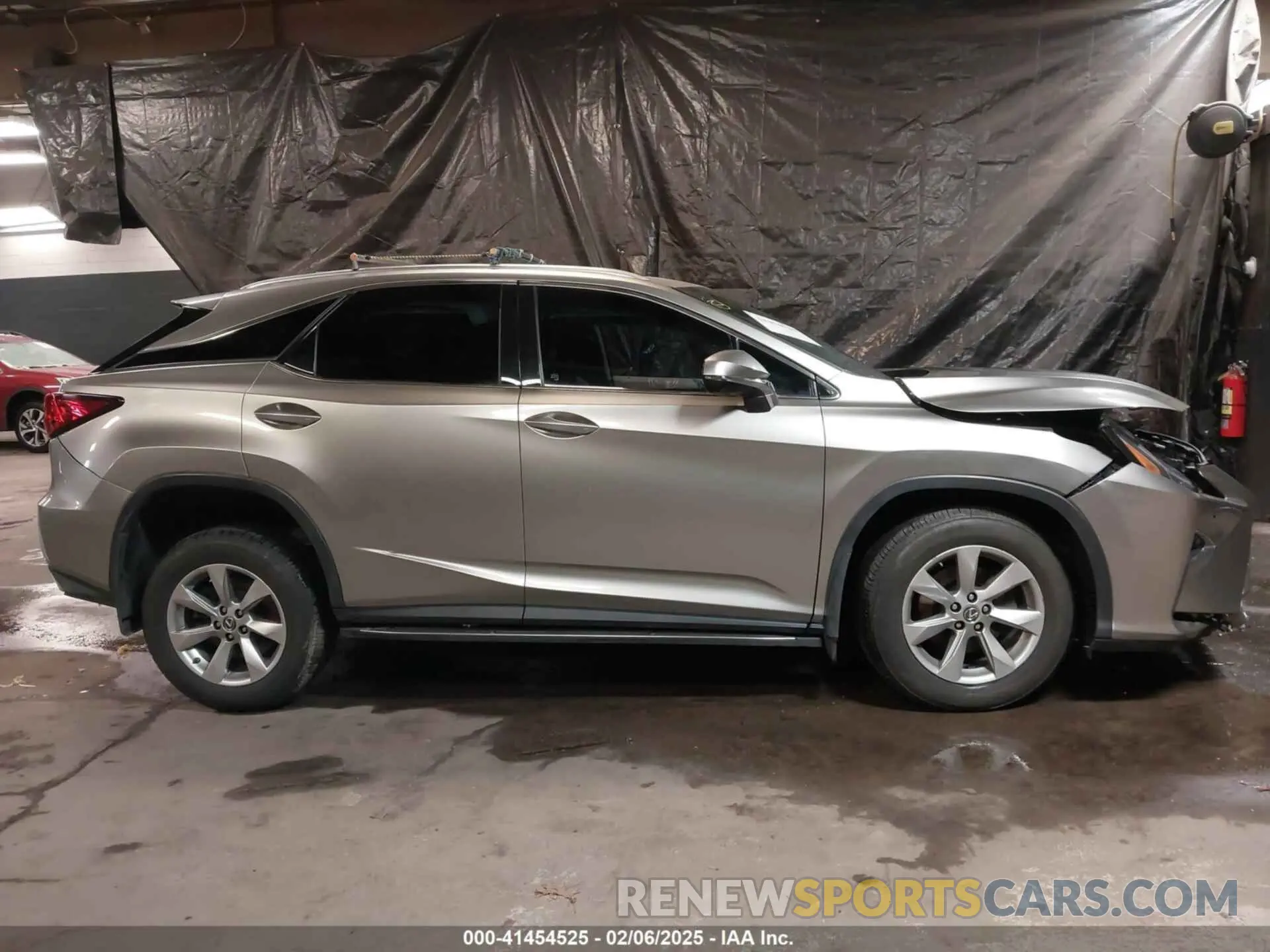14 Photograph of a damaged car 2T2BZMCA3KC170495 LEXUS RX 350 2019