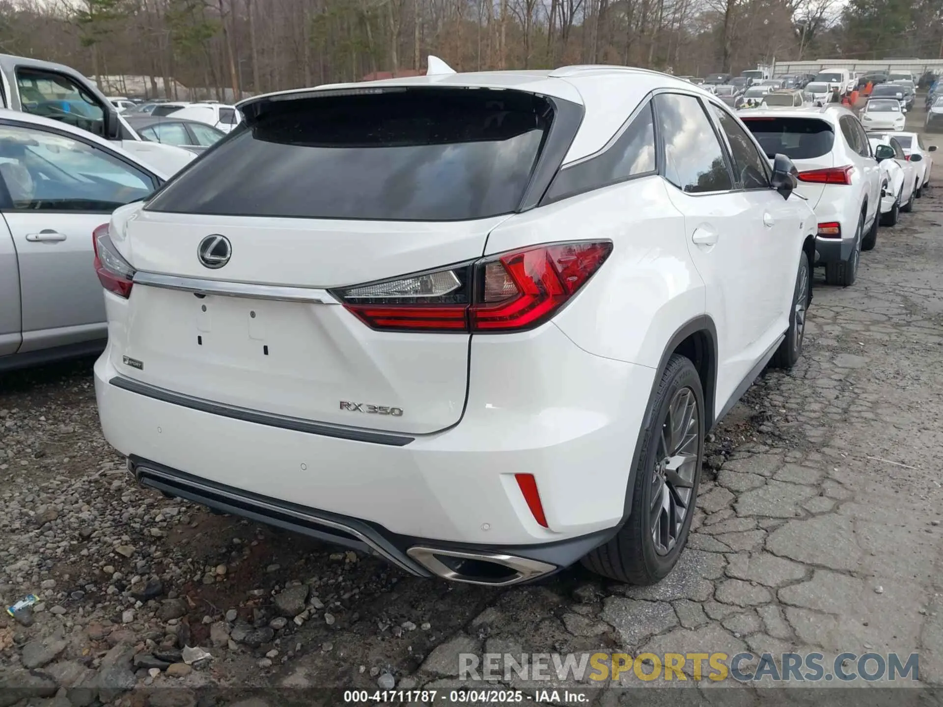 4 Фотография поврежденного автомобиля 2T2BZMCA3KC186955 LEXUS RX 350 2019