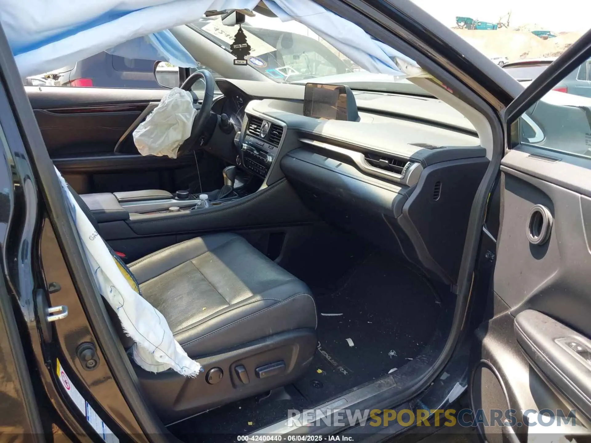 5 Photograph of a damaged car 2T2BZMCA5KC193082 LEXUS RX 350 2019
