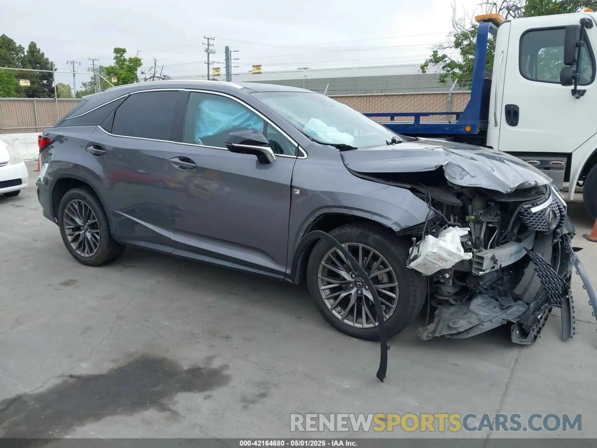 1 Photograph of a damaged car 2T2BZMCA6KC193043 LEXUS RX 350 2019