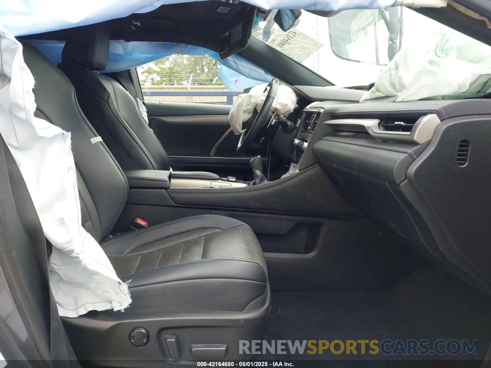 5 Photograph of a damaged car 2T2BZMCA6KC193043 LEXUS RX 350 2019