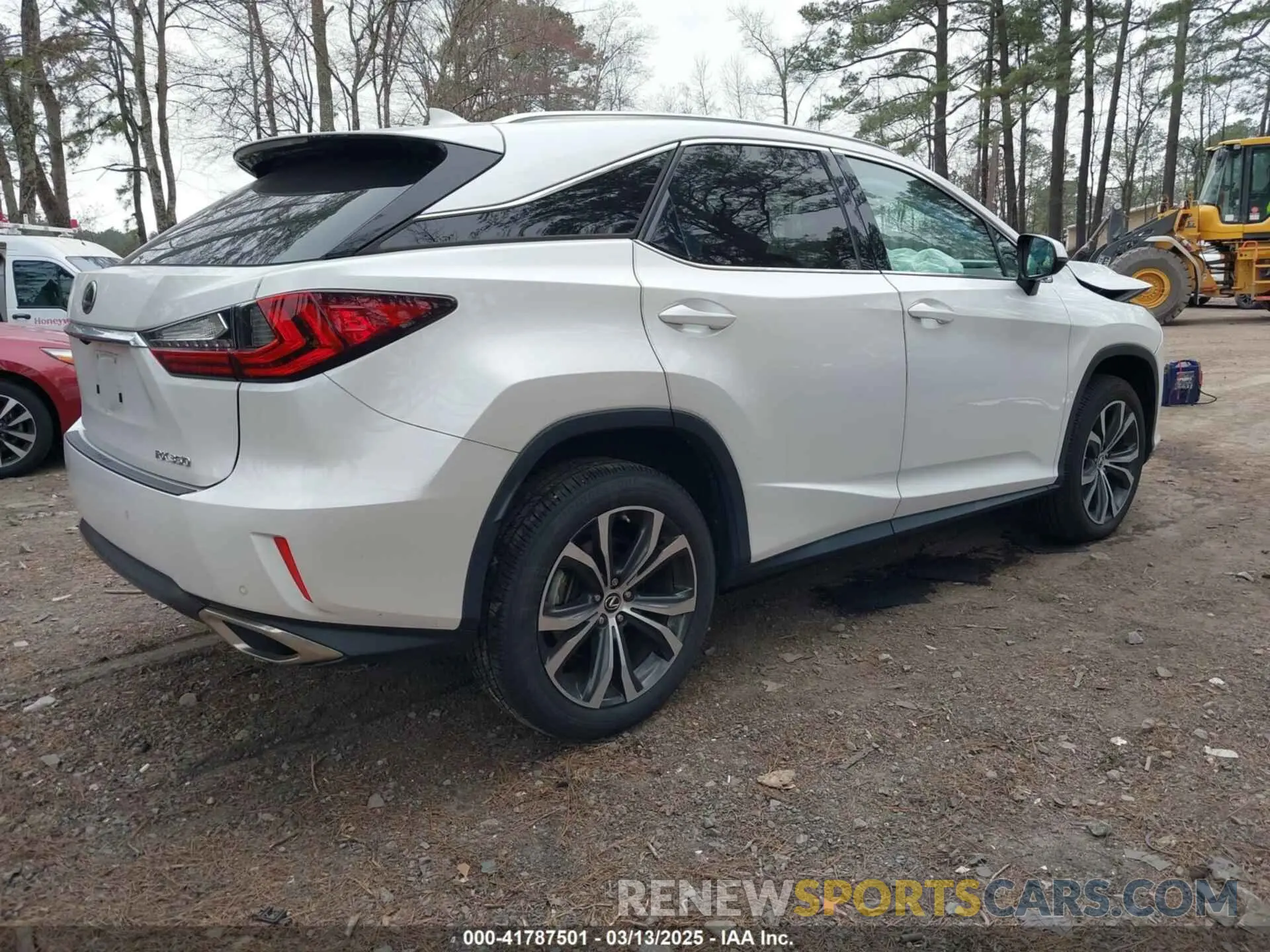4 Фотография поврежденного автомобиля 2T2BZMCA6KC197075 LEXUS RX 350 2019