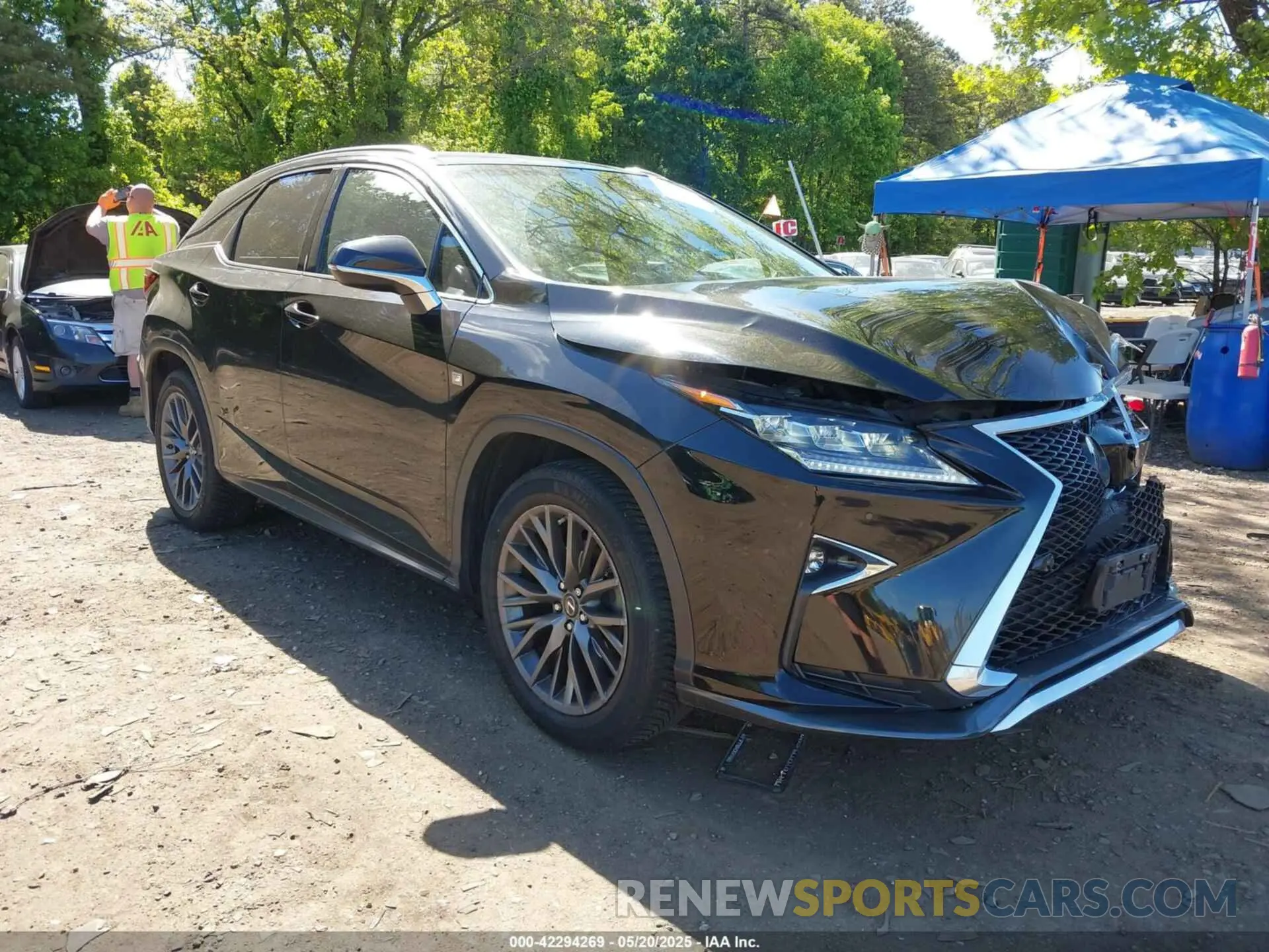 1 Фотография поврежденного автомобиля 2T2BZMCA8KC211025 LEXUS RX 350 2019