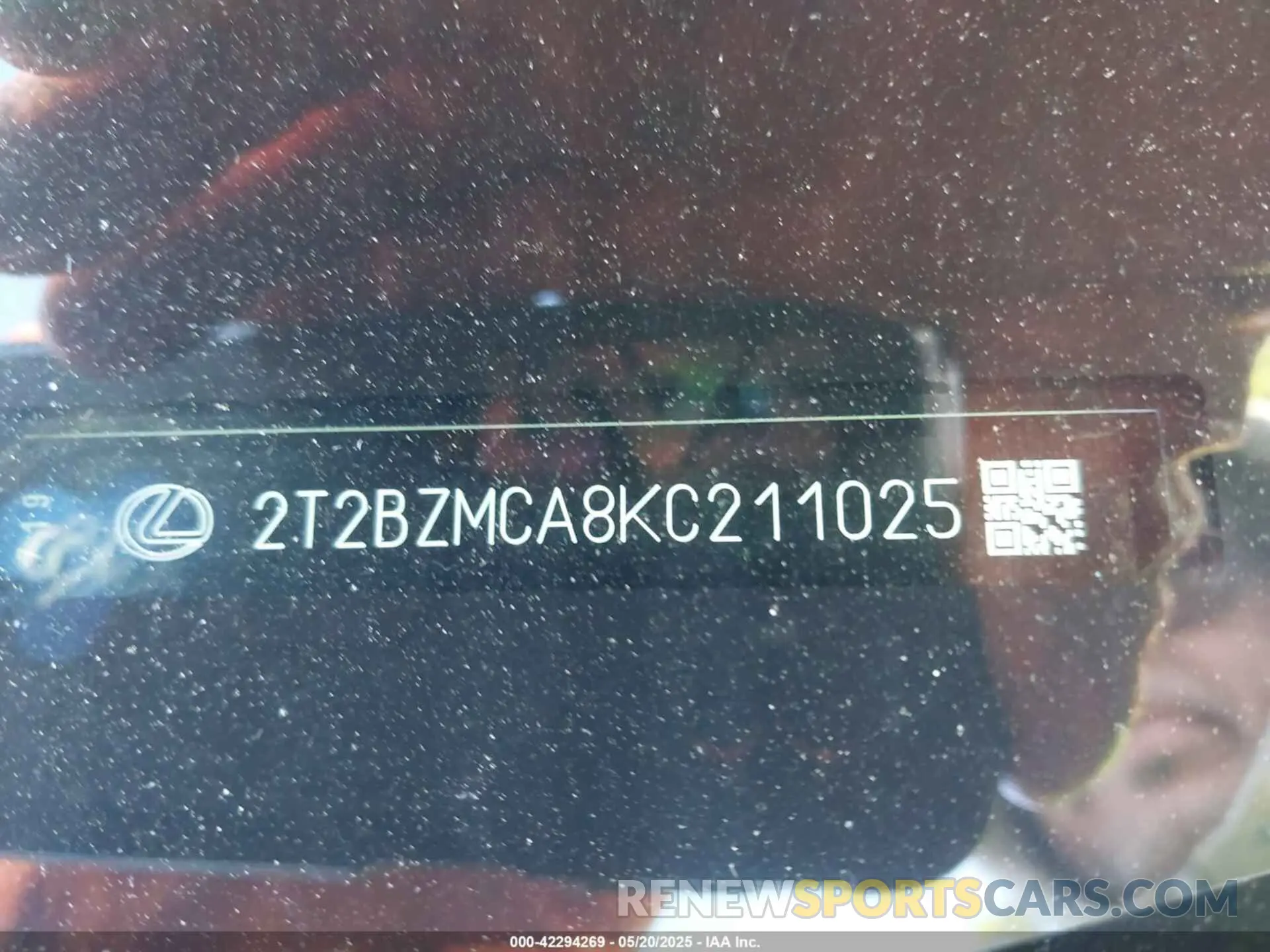 17 Фотография поврежденного автомобиля 2T2BZMCA8KC211025 LEXUS RX 350 2019