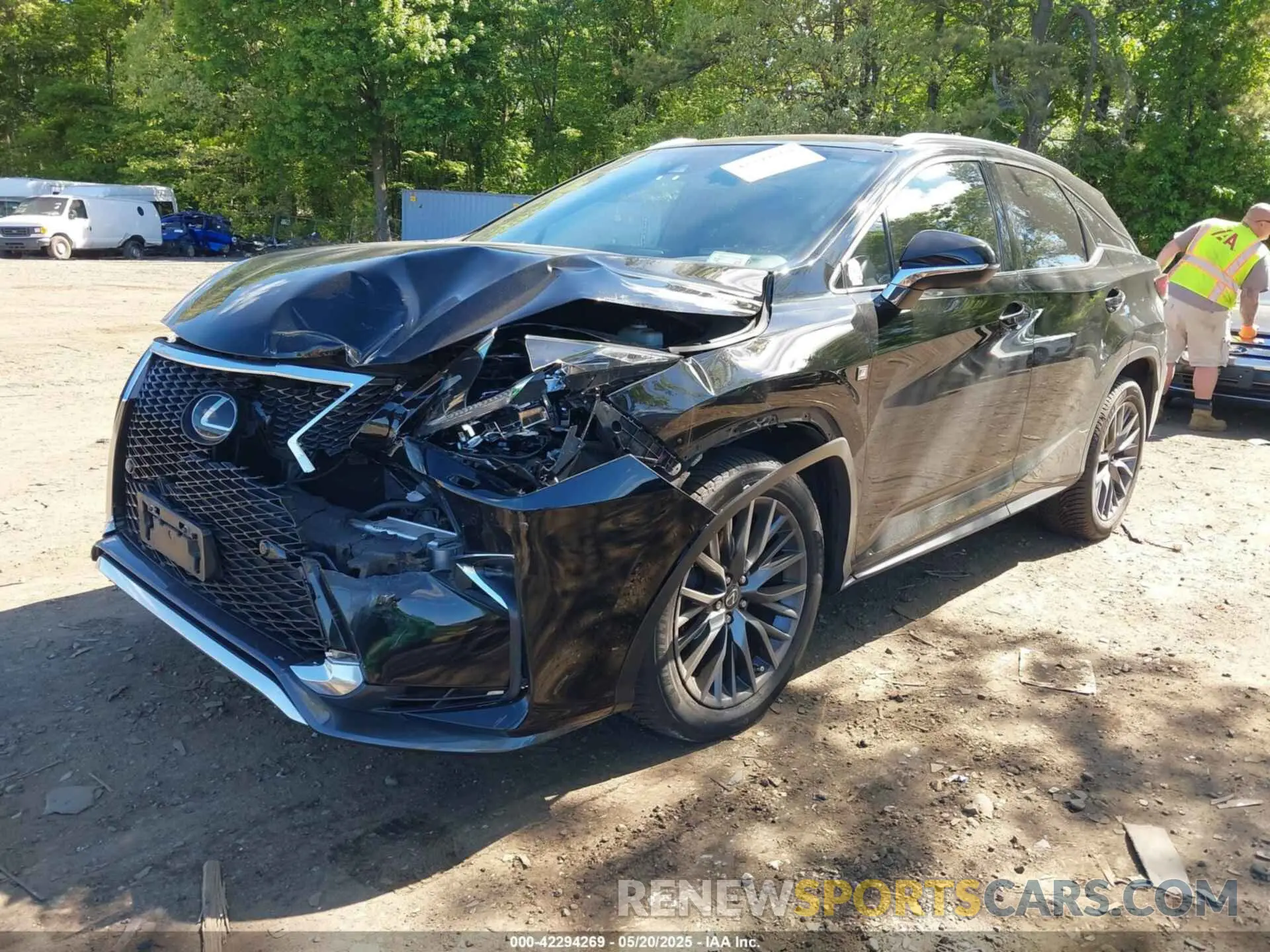2 Фотография поврежденного автомобиля 2T2BZMCA8KC211025 LEXUS RX 350 2019