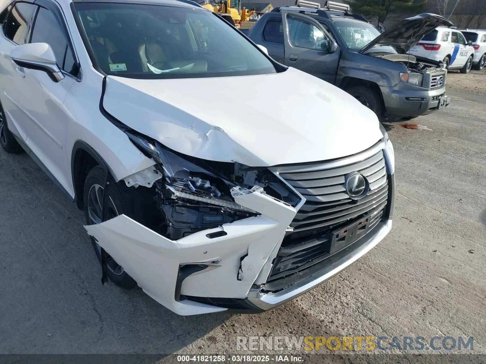 6 Фотография поврежденного автомобиля 2T2BZMCAXKC201239 LEXUS RX 350 2019