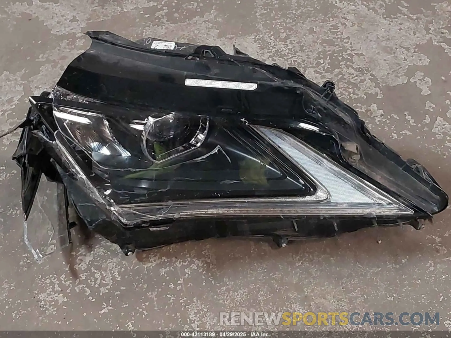 12 Фотография поврежденного автомобиля 2T2ZZMCA0KC127053 LEXUS RX 350 2019