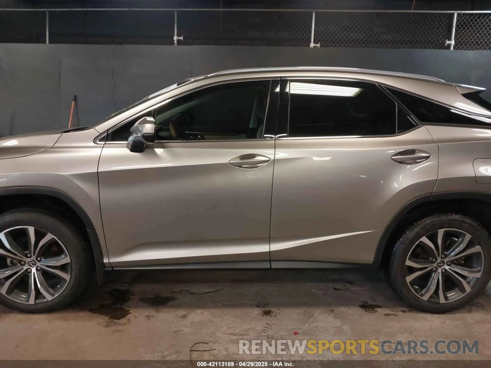 15 Фотография поврежденного автомобиля 2T2ZZMCA0KC127053 LEXUS RX 350 2019