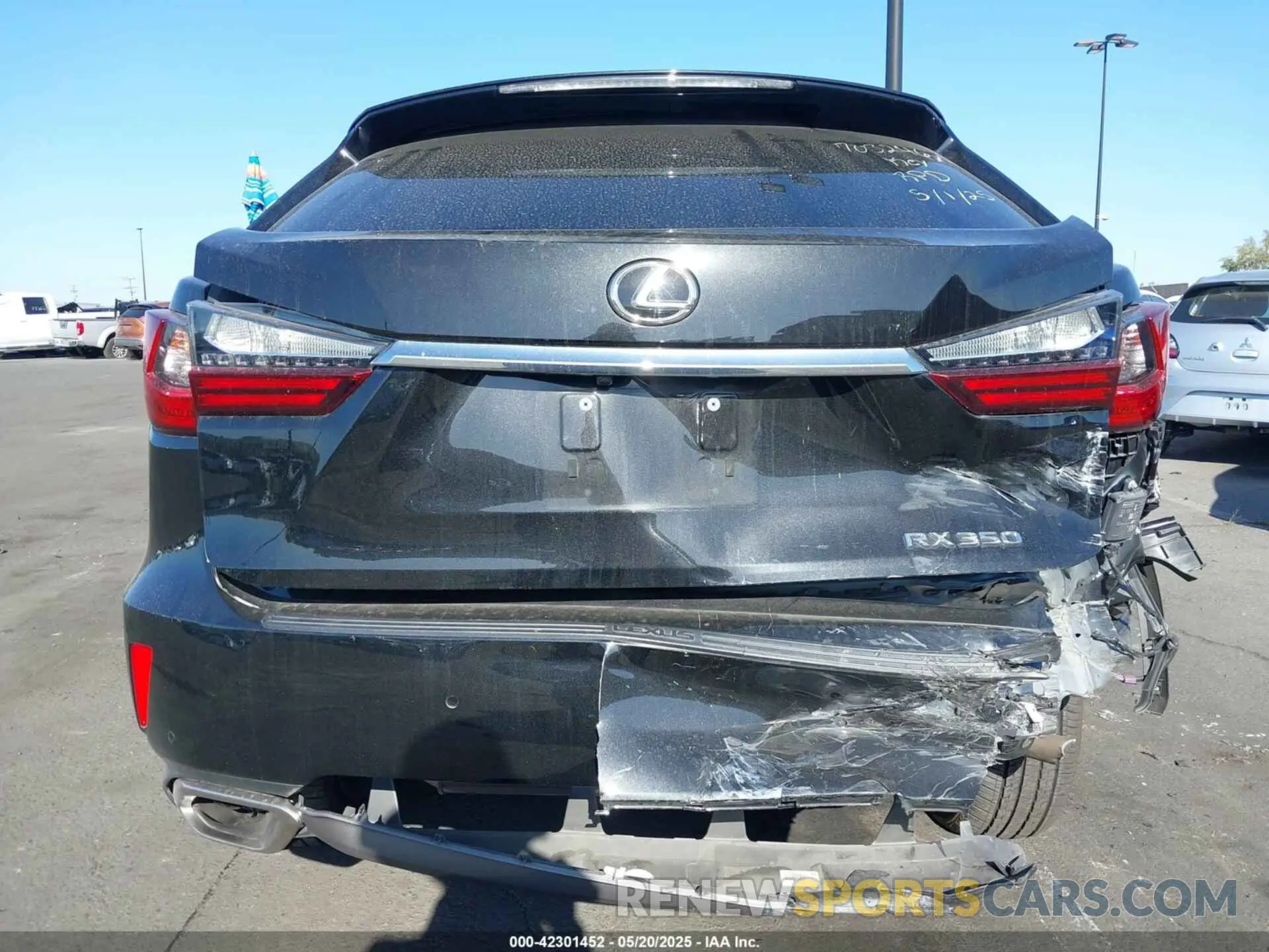 16 Photograph of a damaged car 2T2ZZMCA4KC140808 LEXUS RX 350 2019
