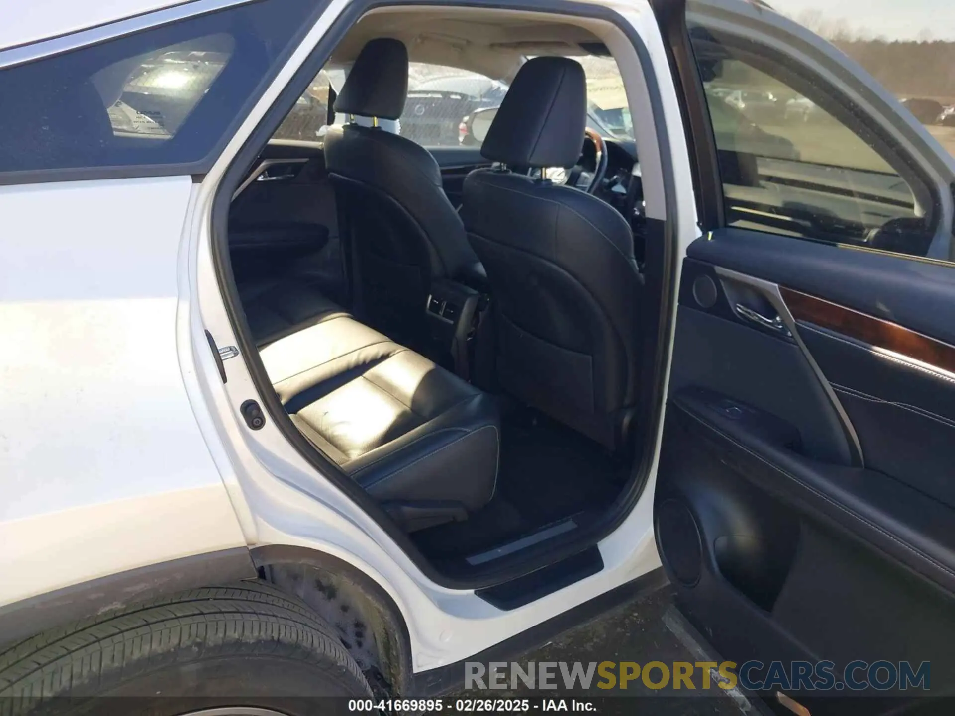 8 Photograph of a damaged car 2T2ZZMCA4KC148388 LEXUS RX 350 2019