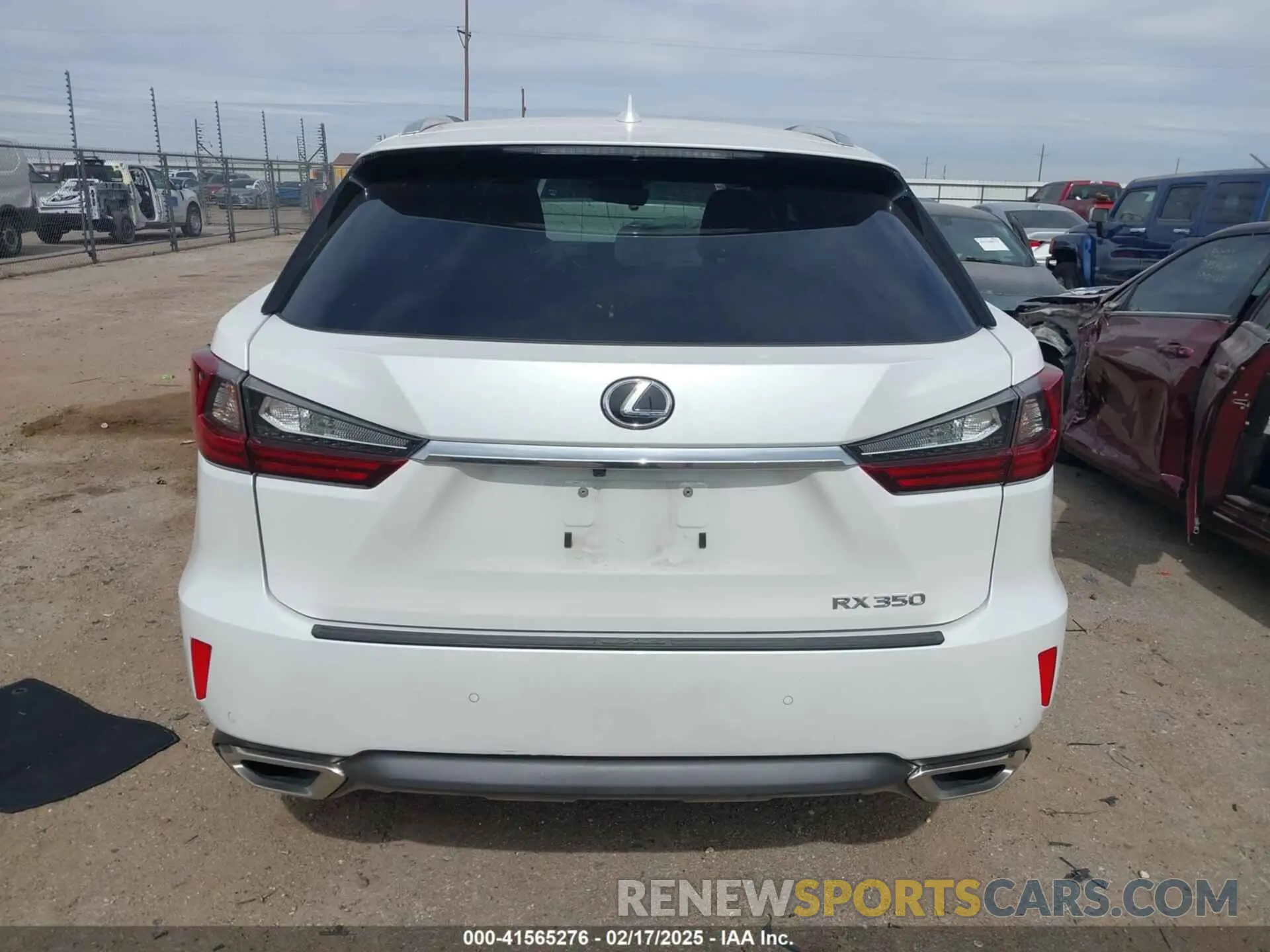 16 Photograph of a damaged car 2T2ZZMCA9KC122398 LEXUS RX 350 2019